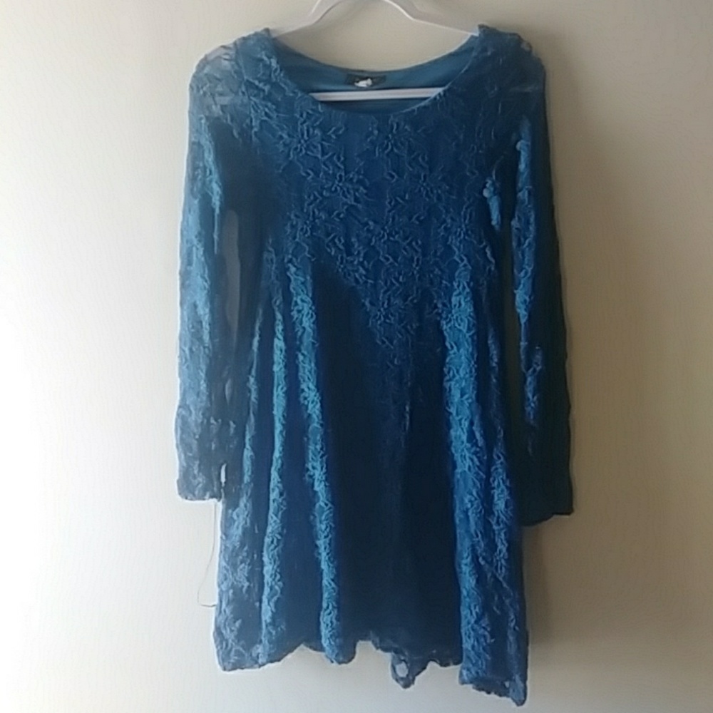 A blue flower lased dress